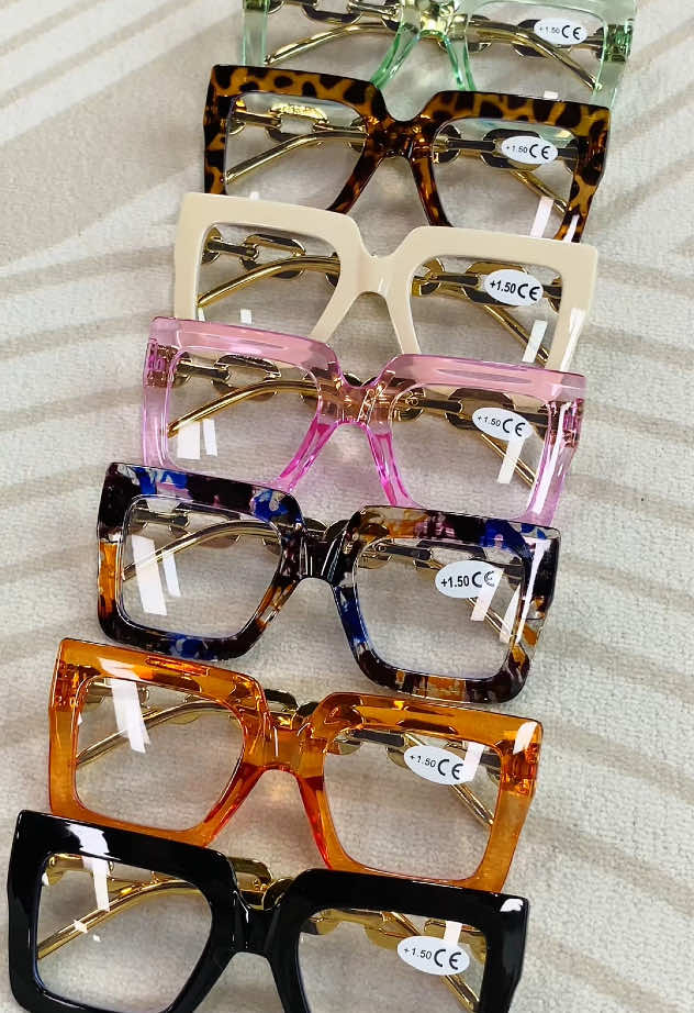These reading glasses so cuteee!!💕#glasses #tiktokshop #tiktokshipfinds #fy #spotlight #fyp #BIGSALE #BUYNOW #spotlightfinds #girl #falldealsforyou #dealsforyoudays #tiktokshoplabordaysale #fashiontiktok 