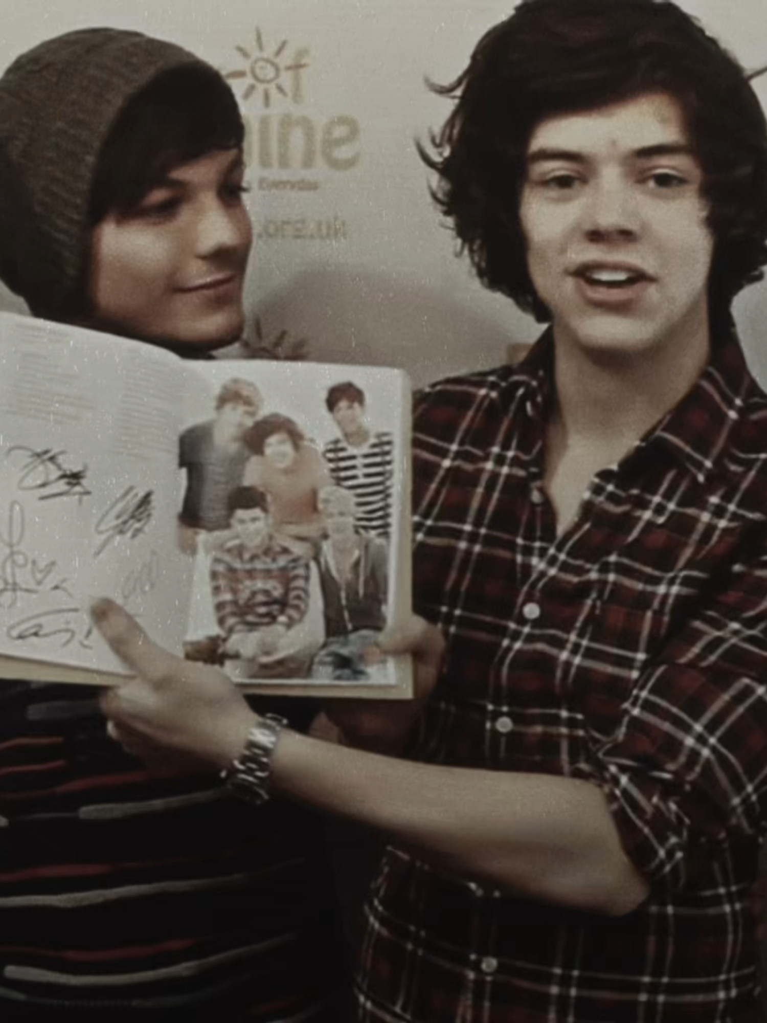 everything is romantic x larry stylinson this intro is soo long but stay! i swear it’s worth it😭😭😭 ------ #larrystylinson#larrystylinsonedit #louistomlinsonedit #harrystylesedit #edit #foryoupage #fyp #onedirection #everythingisromantic #wichcouldmeannothing