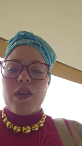 chama TOUCA PLOPPING da @toucacaracol e usando meu cupom MIDYACACHOS vocês ganham desconto nas compras pelo site