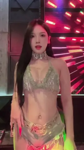 Idol đu trend muộn nhất Tiktok =)))