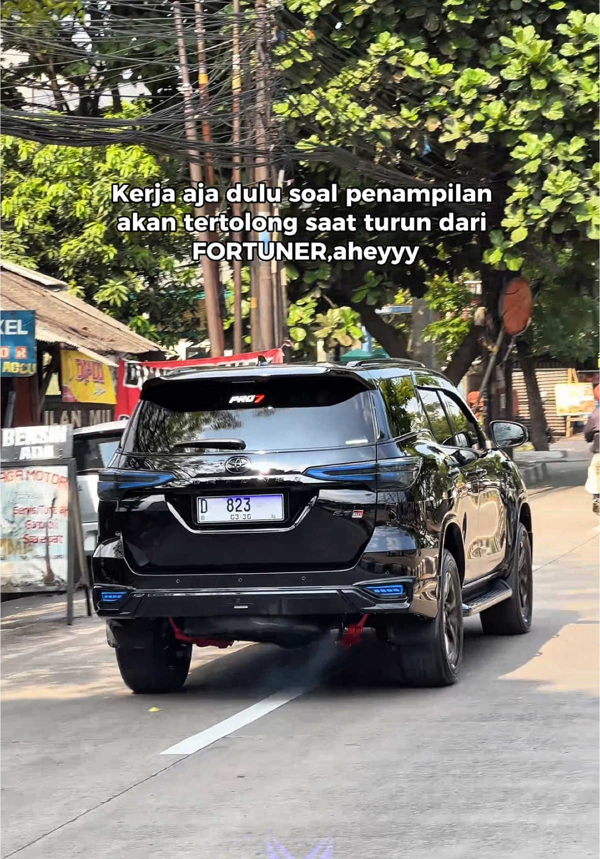 Modifikasi by @dresscoated  #fypage #modifikasi #fortuner #fortunergrsport #fortunermodifikasi #fortunerindonesia #dresscoated 
