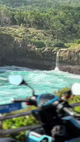 Pacitan indah banget woyy😭 #vario #vario125new #matictransjawa #karangbolong #pacitan #xybca 