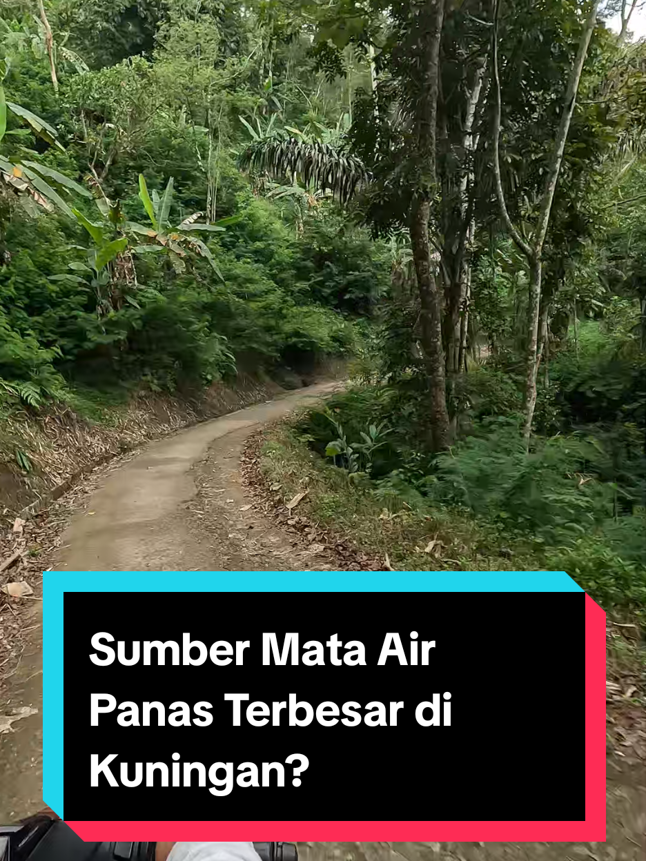 Kalian Tau Gak Kalo di Kuningan Ujung Selatan ada Sumber Mata Air Terbesar di Kuningan? hayu cuang ilik Hari ini kita akan menuju ke tempat pemandian air panas terbesar di kuningan yang berada di kuningan selatan tepatnya di desa subang kec. subang kabupaten kuningan jawa barat, biasanya orang orang menyebutnya subang cipanas , disini juga kalian gak perlu khawatir untuk homestay juga sudah ada buat yang bawa mobil juga bisa cuman kalian harus menyewa ojek untuk sampai dilokasinya.. pokoknya recomend banget buat kalian yang mau liburan ke kuningan dan bosen dengan wisata yang ada di kota. 📍Subang, Kec. Subang, Kabupaten Kuningan, Jawa Barat 45586 #dimanakitu? 
