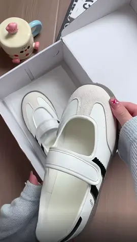 Giày cưng xỉu #videoviral #viral?videotiktok😇😇 #fpyシ #lenxuhuong #xuhuongtiktokk2025 
