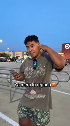 Ya mero lo regaño… #headphones 