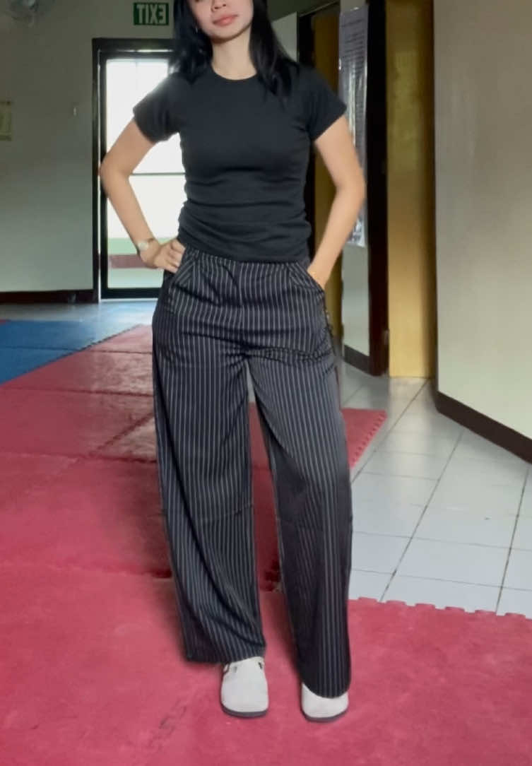 School outfit>> #allblackoutfit #shirt #trouser #stripetrousers #outfitideas 
