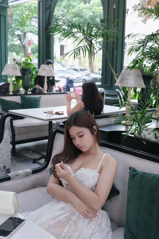 chưa đủ 20 🥺