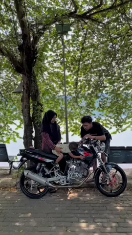 🛵
