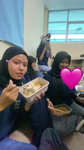 yang pake airpods hati hati...  #yareu #mukbang #sekolah 
