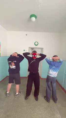 @maks @АРТЬОМКА_🔫🥊_#ШУРУП_🤫 