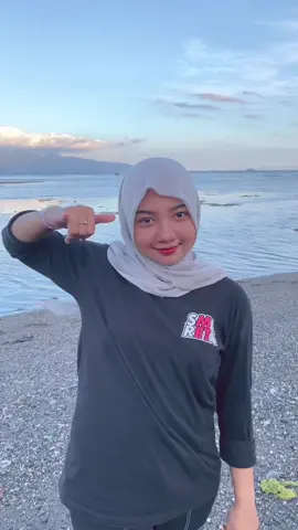 selat bali surut