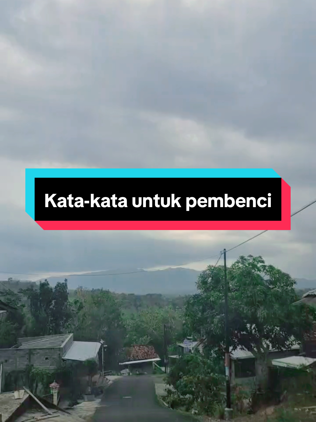 Pembenci akan menggunakan fitnahnya ketika mereka tidak mempunyai buktinya, mereka akan menghasut sekelilingnya agar ikut membencinya. #pembenci  #fitnah 