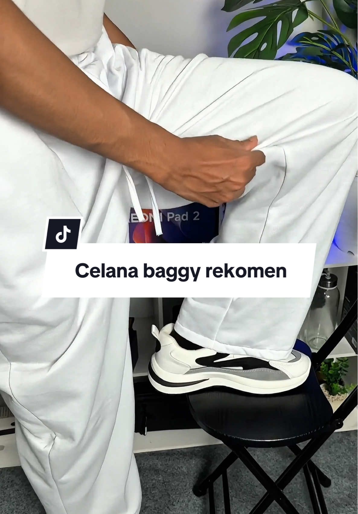 Yang nyari celana baggy atau baggy pants nih aku rekomendasiin yang murah banget tapi kualitas nya boleh di adu, asli ini cakep poll!!! 👍😭 #baggypants #celanabaggy #celanaoversize #celanagombrong #rekomendasioutfit 