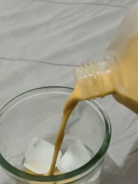 Kopi gula aren Flow Rate paling enak di Sukabumi # gula aren coffee lovers # @amaliailmiii terima kasih kiriman  videonya