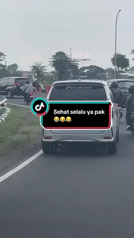 ini teh gmn 😭 Sehat selalu buat bapak supirnya #xcyzba #fyppppppppppppppppppppppp #fypage 