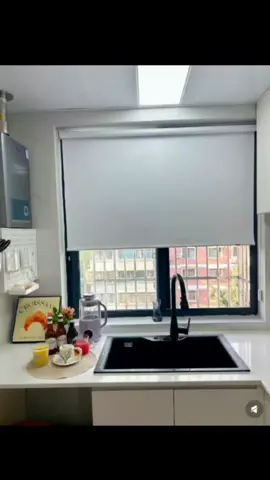 tak payah nak pening pasang langsir lagi dah. guna bidai ni, automatic rumah korang nampak cun!#fyppppppppppppppppppppppp #bidaitingkap #rolerblinds #blindscurtain #pejuangrezekikeluarga 