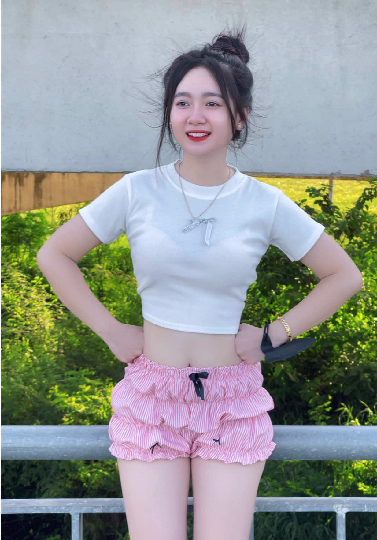 Tránh nắng😂 #xuhuongtiktok #fypシ゚ #hi 