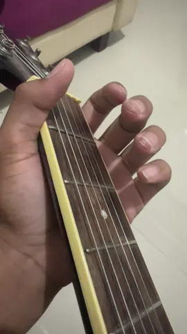 Kalo udah kapalan rasanya enak bgt main gitar itu#fyp#xyzabc#xyzbca#guitar#kapalan