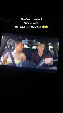Thank u @Jenny Han 🫶🏻🥹 Finally conrad happy era is back 😭 #thesummeriturnedpretty #conradfisher #fyp 