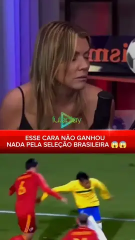 ELE NUNCA GANHOU NADA PELA SELEÇÃO VOCÊS CONCORDAM?  #neymar #brasil #jogos #futebol #ronaldo 