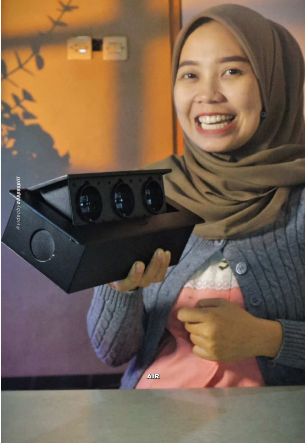 Stop kontak tanam bikin ruangan kamu rapi dan terkesan mewah banget #produkndapospillpastioke #stopkontaktanam #stopkontakmeja #stopkontak #stopkontaklistrik 