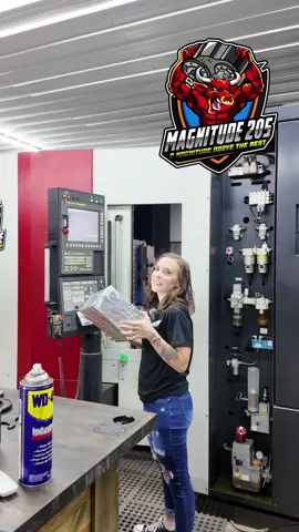 This skit is fake. The results aren’t. If your transfer case isn’t Magnitude, it’s closer to aluminum foil than you want to admit. Change my mind. #MagnitudeTransferCase #TotalMetalInnovations #OffRoadTikTok #RockCrawler #TrailRigged               