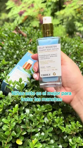 Chicas, este producto es buenísimo para quitar las manchas, se puede utilizar en las axilas entrepierna y zona íntima. A mí me ha estado ayudando muchísimo, nunca usen tratamientos caseros para tratar las manchas de la piel en zona sensibles #truly #piel #fouryou #trulyglowingselfielove #fouryou 