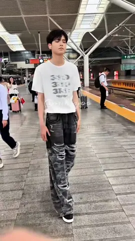 คนอะไร  ขยันน่ารักจริงๆ🥰🥰 หาทางออก ไม่เจอแล้ว!!!! #ปี้เหวินจวิ้น  #biwenjun  #ปี้เหวินจวิ้นbiwenjun  #ปี้เหวินจวิ้น毕雯珺biwenjun  #biwenjunnex7 