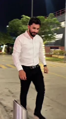 🔥🔥line🔥💯#trendingsong #lovestatus #hitsong #sahilshahzad001 @TikTok UK #Lovesong 