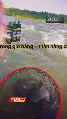 #tiktoklive #livehighlights Thuốc  Xịt Mồi Cá Thần Thánh #fishing #caucatunhien 