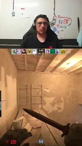 #tense198_v2 en #Twitch | Silent noob
