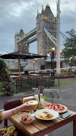 Right on the riverfront, @Vicinity London serves up stunning Tower Bridge views 🌉✨ Golden hour here is pure magic - perfect for date night or sunset drinks. The chicken dishes were a standout, and the relaxed vibe makes it a spot worth visiting. Would you go for the views or the vibes? 🌅 📍Vicinity, Tower Hotel London  #londontiktok #londonlife #towerbridge #DinnerIdeas #dinnerwithview 