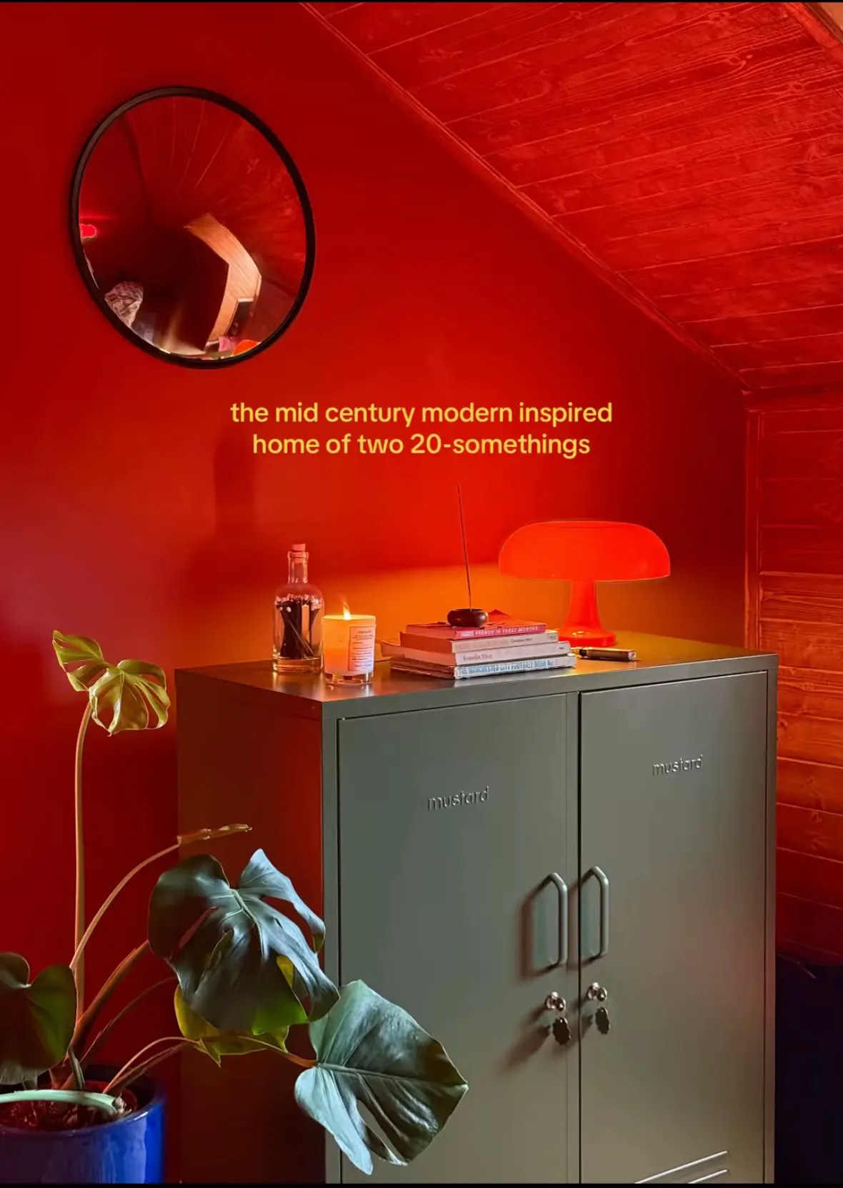 us when we see an orange lamp: 😮‍💨🥰 #homeinspiration #homedecor #midcenturymodern #colourfulhome #vintagehomedecor 