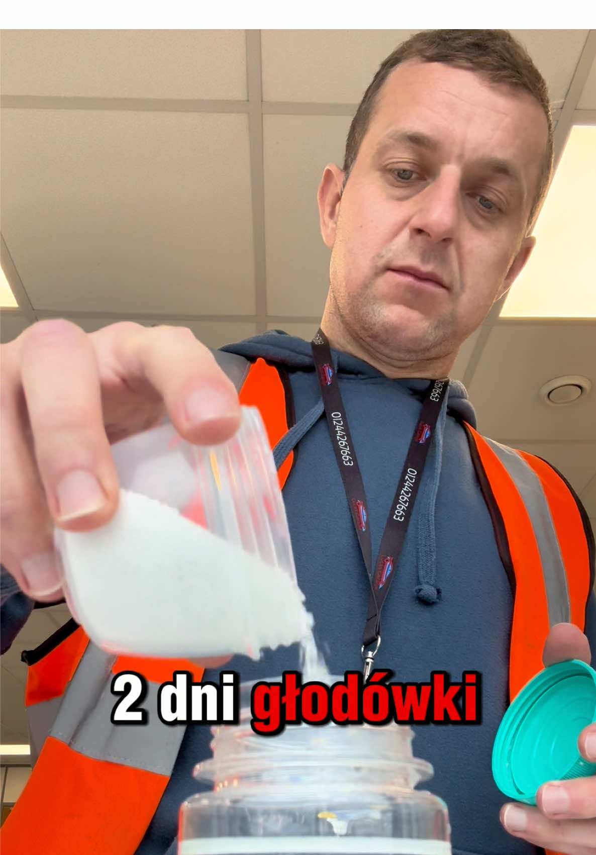 Dwa dni głodówki za mną 💧🥩 Zero jedzenia, tylko woda z solą. Dziś przerywam: jajka, masło i stek #carnivore #CarnivoreUltrarunner #carnivorediet 