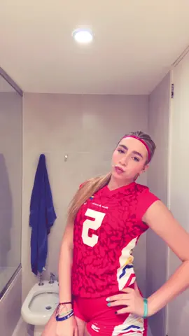 fácil no es pero ajá #viral_video #fyppppppppppppppppppppppp #virallllllllllllllllllllllllll #seleccionvenezuela #voleibol #fypシ゚ #venezuela🇻🇪 