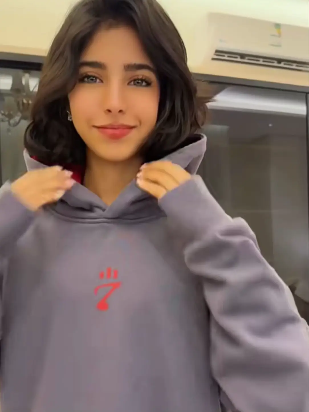 شنيني احبه بنت انتصار الشريف🧊شنيني❤️🫀