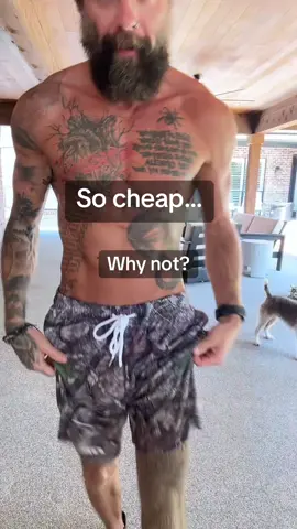 Show your blue collar pride. #gymshorts #gymbros #bodybuilding #camo 