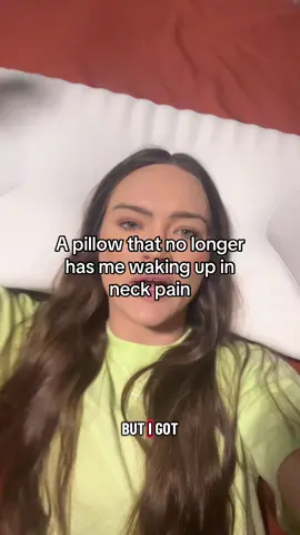 The best supporting pillow for all types of sleepers. #neckpain #cervicalpillow #neckpillow #backsleeper 