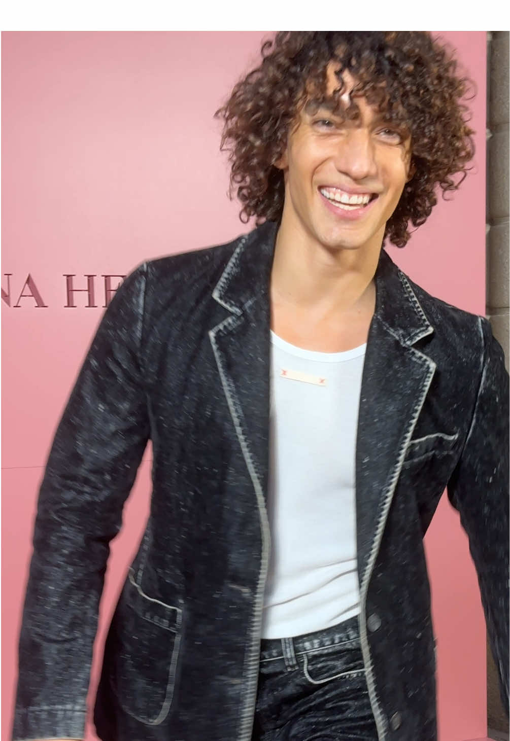 #jorgelopez #elite #carolinaherrera #TikTokFashion #fashiontiktok  