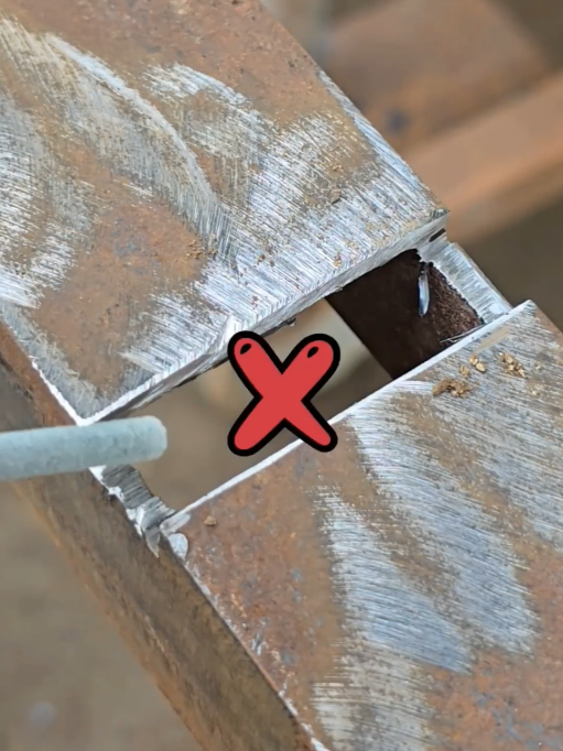 Technique Of closing Large Gaps Using Only Stick Welding #tipsandtricks #perfectwelding  #fabrication #metalwork #welding 