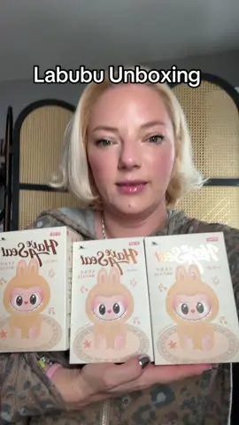 Grab them!!! #blindbox #blindboxunboxing #labubu #littlemonsters 
