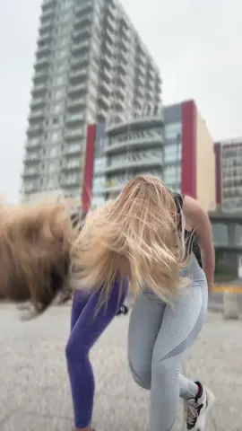 Dame un GRRR #trend  #viral @Melina Mitchell 