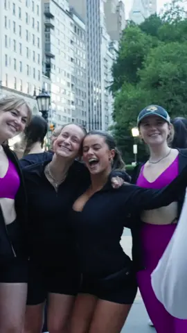 best day ever!!!!! had so much fun with @Victoria’s Secret @VSX  #runclub #Running #nycrunning #nycrunclub 