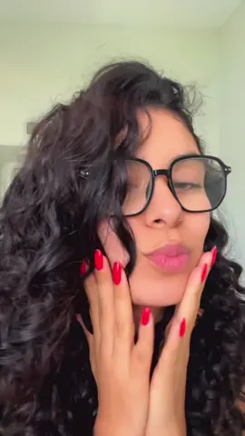 Always with red nails😮‍💨💜💅🏽#rednailtheory #nailart #nailinspo 