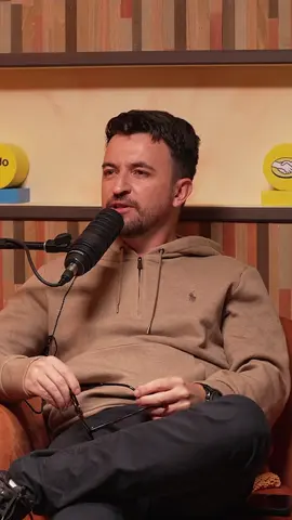 ¿Porqué empiezan a mezclar nombres para especialidades nuevas? 😩 Un nuevo capítulo de Tomás Va A Morir te espera en YouTube, Spotify y en EstudiosNeverland.com Presentado por: Entel, MercadoPago y Mercado Libre