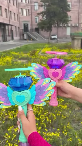Sua princesa vai amar essa varinha de bolhas 💖🤩😍 aproveita que o dia das crianças  tá chegando ✨️ #shopee #viral #diadascrianças 