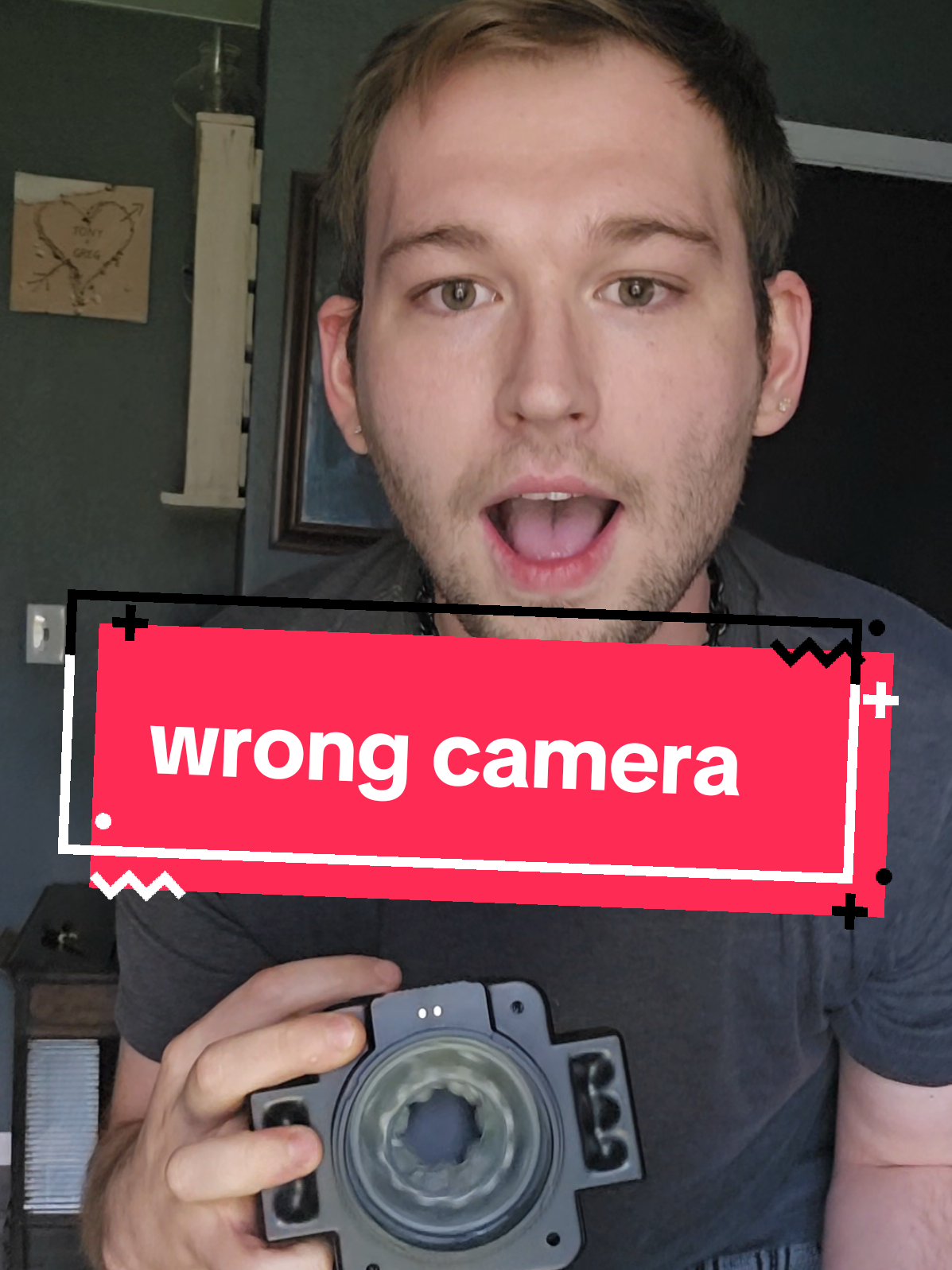 now where did that cap go? #camera #pictures #men #cameralens #photographytricks 