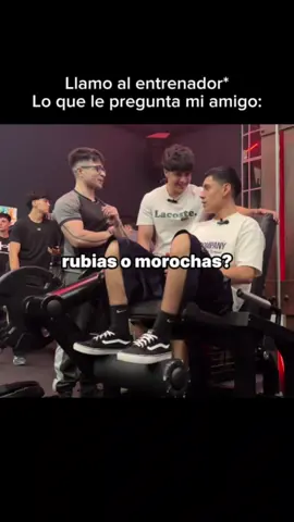 Rubias o morochas 🥵❓️ #rubia #gotica #gym #memes #parati 