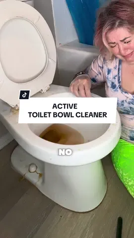 automatically cleaning up your toilet bowl #activecleaningpods 