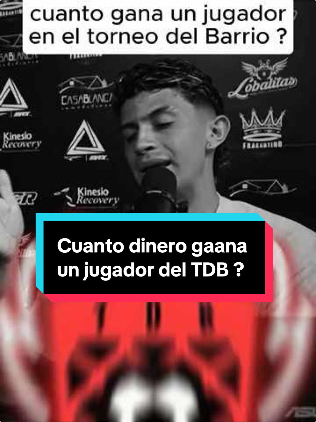 En Chupando Banca debatimos cuánto gana un jugador en el torneo del barrio 💰⚽. ¿Está bien pago o es demasiado? 🔥 📺 Show todos los lunes 6PM. #barrioantioquia #torneodelbarrio #futsalcolombia #microfutbol #medellin  @los_pirateos @lajotaderapodcast @elmate.21 @jotade.online